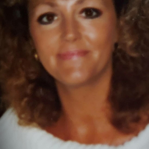 Meet your Posher, Candice - Picture 9 of 10